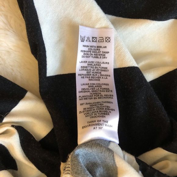 ASOS geometric print leggings 🍀 - Picture 6 of 6